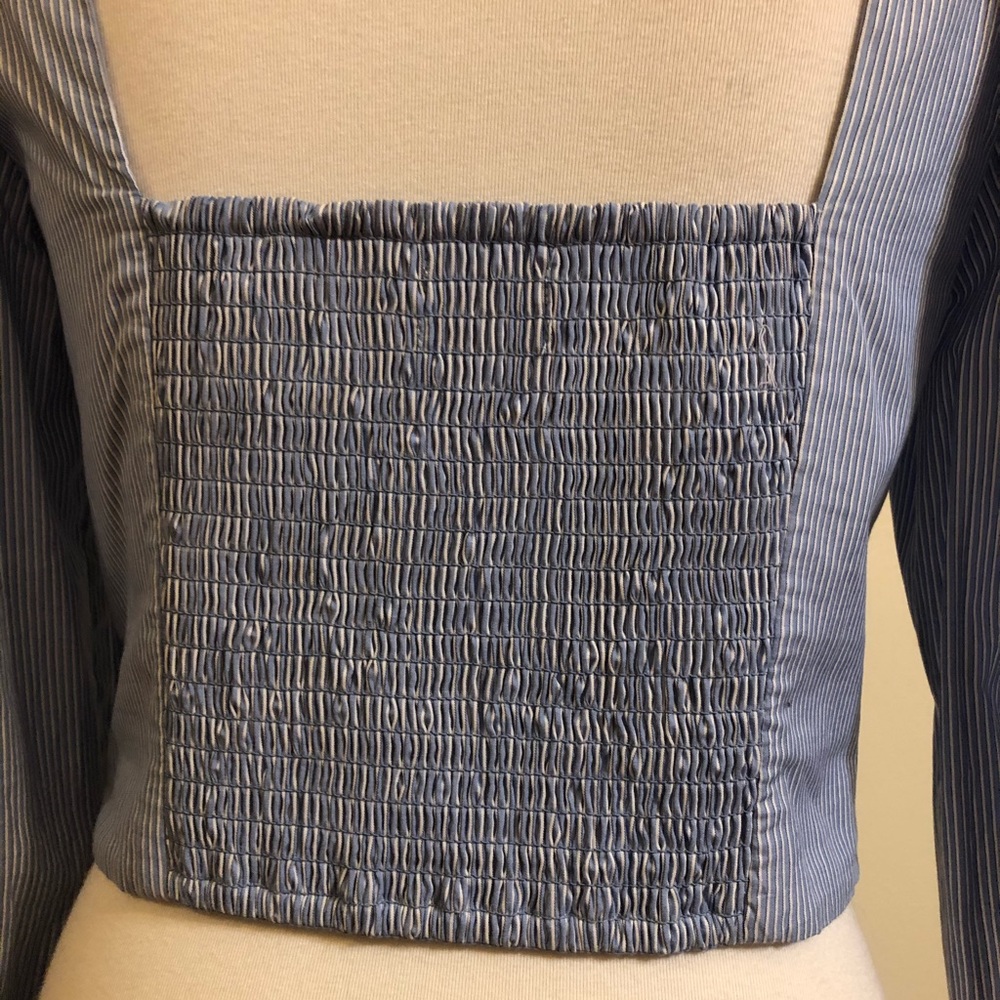 Urban Outfitters Blue Long Sleeve V Neck Crop Top - Picture 6 of 8